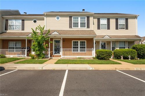 202 Monument Ct, Yorktown, VA, 23693-4590 | Card Image