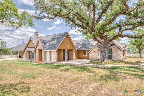 701 W Steele St, Smiley, TX, 78159 | Card Image