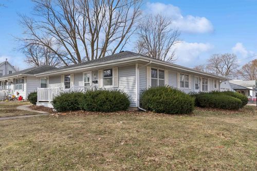 704-704 3rd St, Reinbeck, IA, 50669-1120 | Card Image