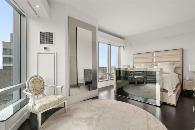 PH2B - 1 Avery St, Condo with 3 bedrooms, 5 bathrooms and null parking in Boston MA | Image 25