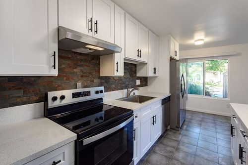 2388 Grand Ave, San Diego, CA, 92109-4731 | Card Image
