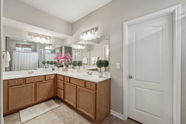 1373 Nevarez, House other with 3 bedrooms, 2 bathrooms and 3 parking in Kyle TX | Image 17