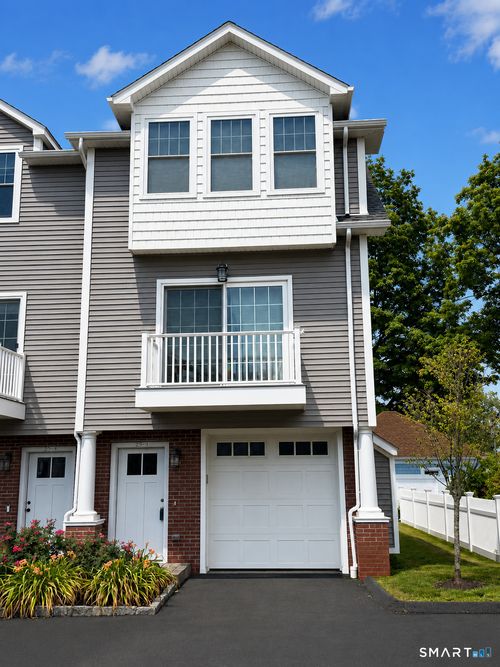 5-25 Naubuc Ave, Glastonbury, CT, 06033-2138 | Card Image