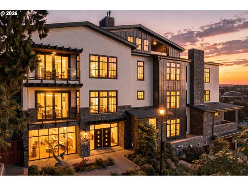 10-21 D Ave, Lake Oswego, OR, 97034-2352 | Card Image