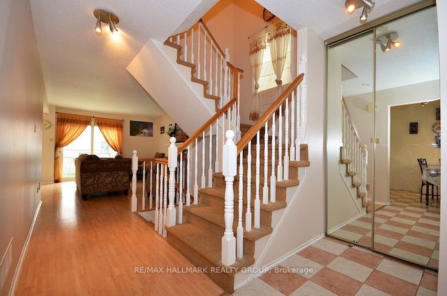 42 Saddle Cres, House other with 3 bedrooms, 4 bathrooms and 2 parking in Ottawa ON | Image 4