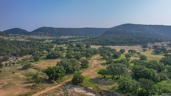 1401 Cedar Mesa Rd, Home with 3 bedrooms, 2 bathrooms and null parking in Tarpley TX | Image 64