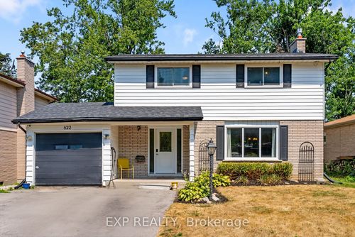 822 Foxe St, Peterborough, ON, K9H6Y7 | Card Image