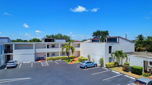 205-2561 Boundbrook Boulevard, West Palm Beach, FL, 33406 | Card Image