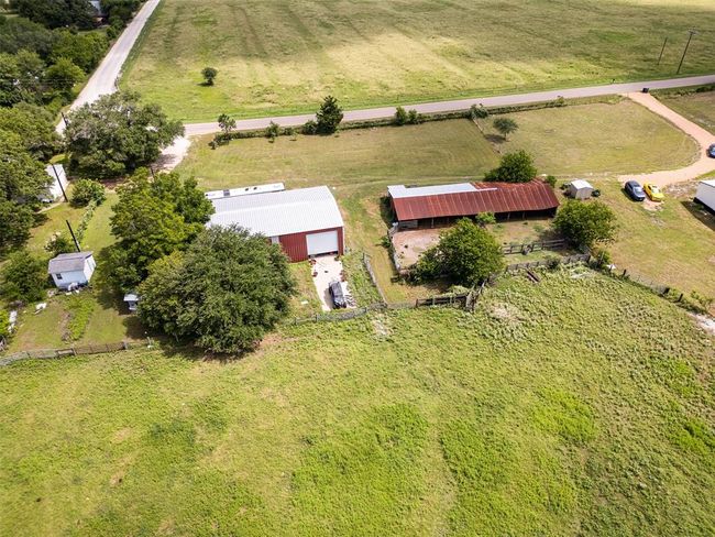 744 E Wiedemann Rd, Home with 4 bedrooms, 2 bathrooms and null parking in Flatonia TX | Image 34