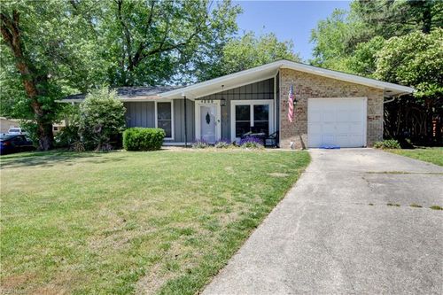 4268 Grove Ct, Virginia Beach, VA, 23462-4900 | Card Image