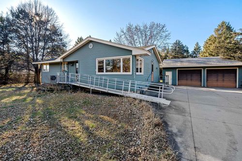 15920 Swallow St Nw, Andover, MN, 55304-2504 | Card Image