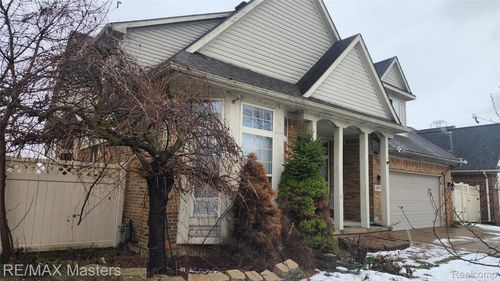 24879 Emily Dr, Trenton, MI, 48183-5426 | Card Image