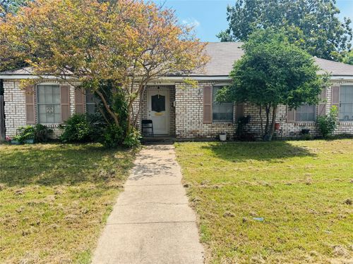 619 Richland Dr, Waco, TX, 76710-6243 | Card Image