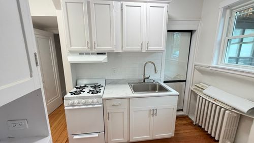 b-1155 Saint Johns Ave, Highland Park, IL, 60035-3422 | Card Image
