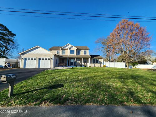 820 Elwood St, Forked River, NJ, 08731-1226 | Card Image