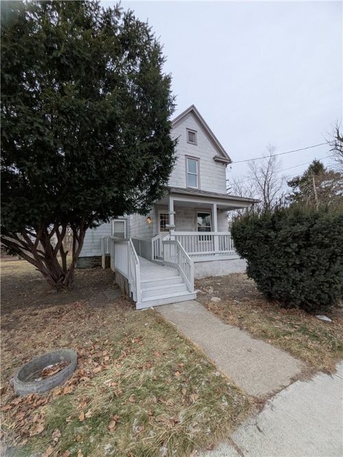 315 Sullivan St, Elmira, NY, 14901-2825 | Card Image