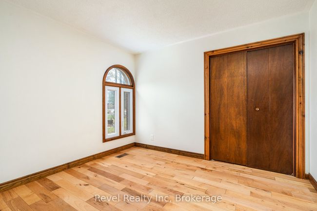 90 Edgewater Rd, House other with 3 bedrooms, 3 bathrooms and 8 parking in Wasaga Beach ON | Image 15