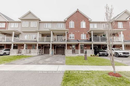 9 Hiscott Dr, Waterdown, ON, L8B0A2 | Card Image