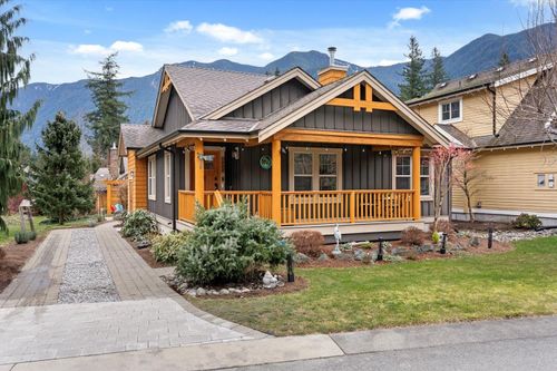 1862 Blackberry Lane, Lindell Beach, BC, V2R0E1 | Card Image