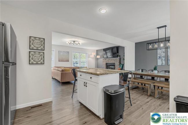511 Lakeside Dr, House other with 4 bedrooms, 3 bathrooms and null parking in East Stroudsburg PA | Image 15