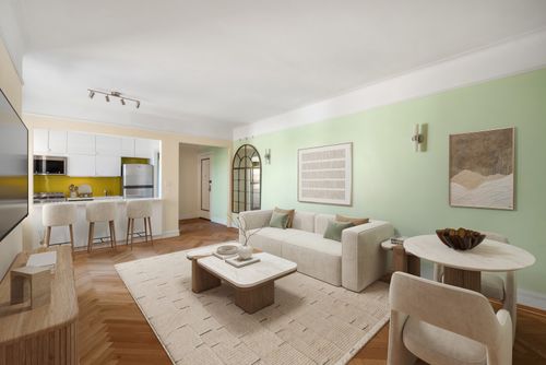 5-f-91 Payson Ave, New York, NY, 10034-2746 | Card Image