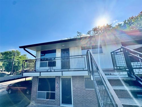 apt-2-2201 N Grand Blvd, Pearland, TX, 77581-4247 | Card Image