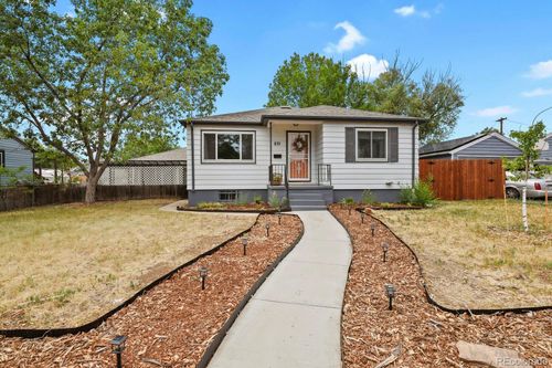 875 S Quivas St, Denver, CO, 80223-2633 | Card Image