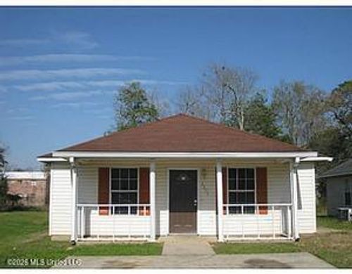 1104 Beach Ave, Gulfport, MS, 39501-2303 | Card Image