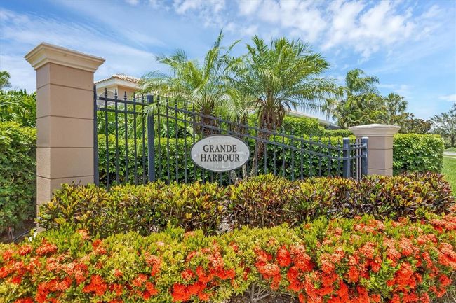 7538 Camden Harbour Dr, House other with 6 bedrooms, 4 bathrooms and null parking in BRADENTON FL | Image 83