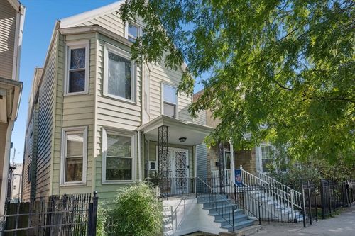 3-3125 N Bernard St, Chicago, IL, 60618-6714 | Card Image