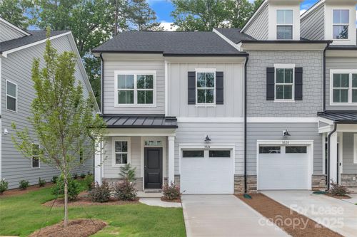 3024 Finchborough Ct, Charlotte, NC, 28269-0654 | Card Image