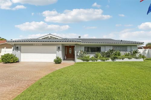 12099 Kay Dr, SEMINOLE, FL, 33772-2664 | Card Image
