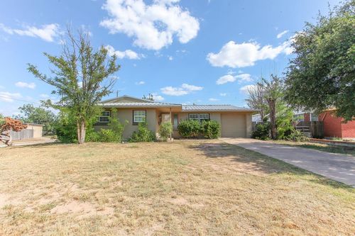 2412 Alabama St, Big Spring, TX, 79720-5210 | Card Image