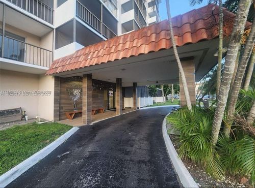 apt-406-4164 Inverrary Dr, Lauderhill, FL, 33319-4568 | Card Image