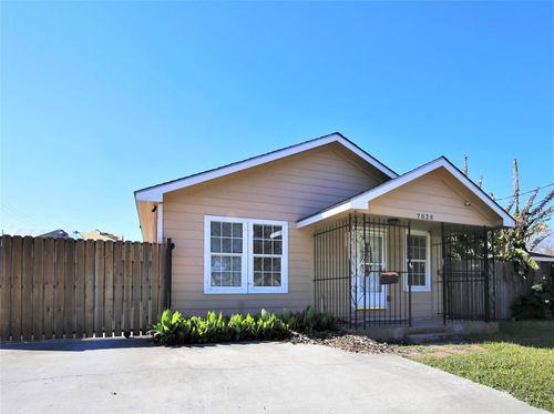 7828 Scott St, Houston, TX, 77051-1644 | Card Image