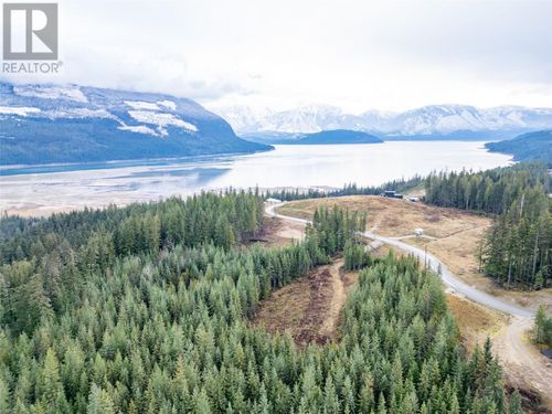 7663 Creekside Rd, Revelstoke, BC, V0E2S0 | Card Image