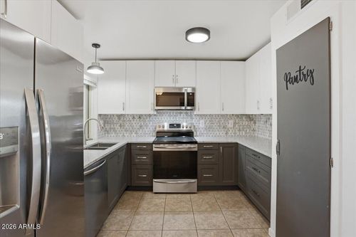 13628 N 110th Ave, Sun City, AZ, 85351-2511 | Card Image