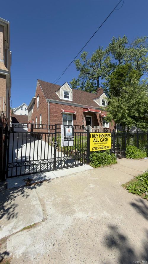 4077 Seton Ave, Bronx, NY, 10466-2332 | Card Image