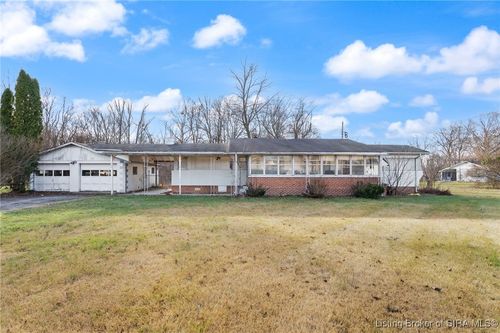 706 S Main St, English, IN, 47118-3512 | Card Image