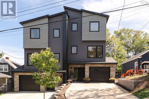 28 Rockhaven Dr, Halifax, NS, B3M1Z9 | Card Image
