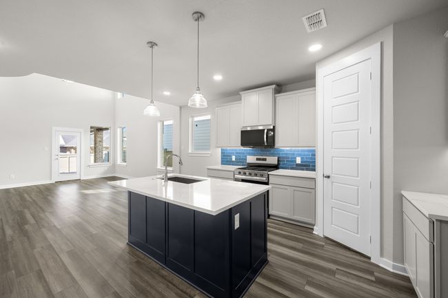 7_8921 Acorn- kitchen-1 | Image 5