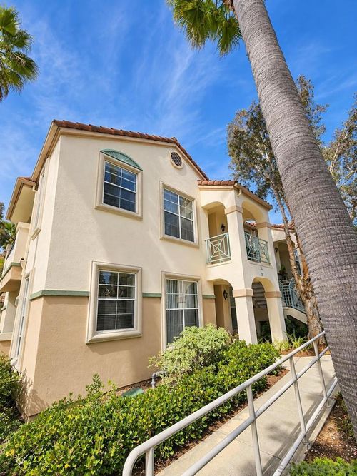 34-3614 Bernwood Pl, San Diego, CA, 92130 | Card Image