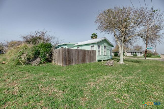 243 Magnolia Ave, House other with 3 bedrooms, 2 bathrooms and null parking in Aransas Pass TX | Image 31
