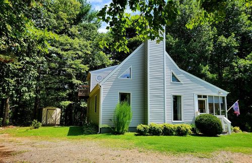 381 Creek Valley Rd, Stuart, VA, 24171-3198 | Card Image