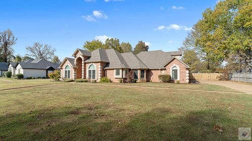 6404 N Park Rd, Texarkana, TX, 75503-1880 | Card Image