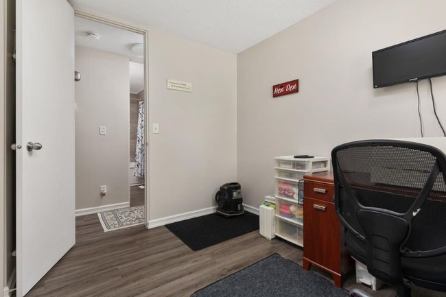 6117 Enevold Dr, House other with 4 bedrooms, 3 bathrooms and 4 parking in Camrose AB | Image 20