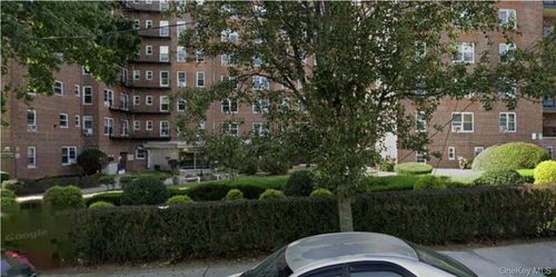 416-84-50 169 Jamaica, New York, NY, 11432 | Card Image