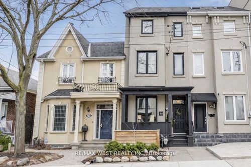 200 Euclid Ave, Toronto, ON, M6J2J9 | Card Image