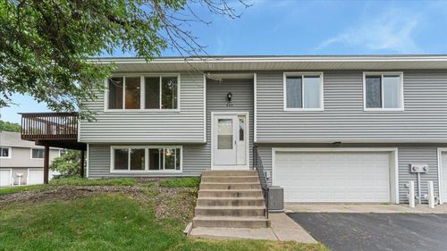 445 Clover Leaf Pkwy Ne, Blaine, MN, 55434-1359 | Card Image