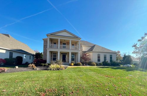 8150 Grant Dr, Dublin, OH, 43017-7064 | Card Image